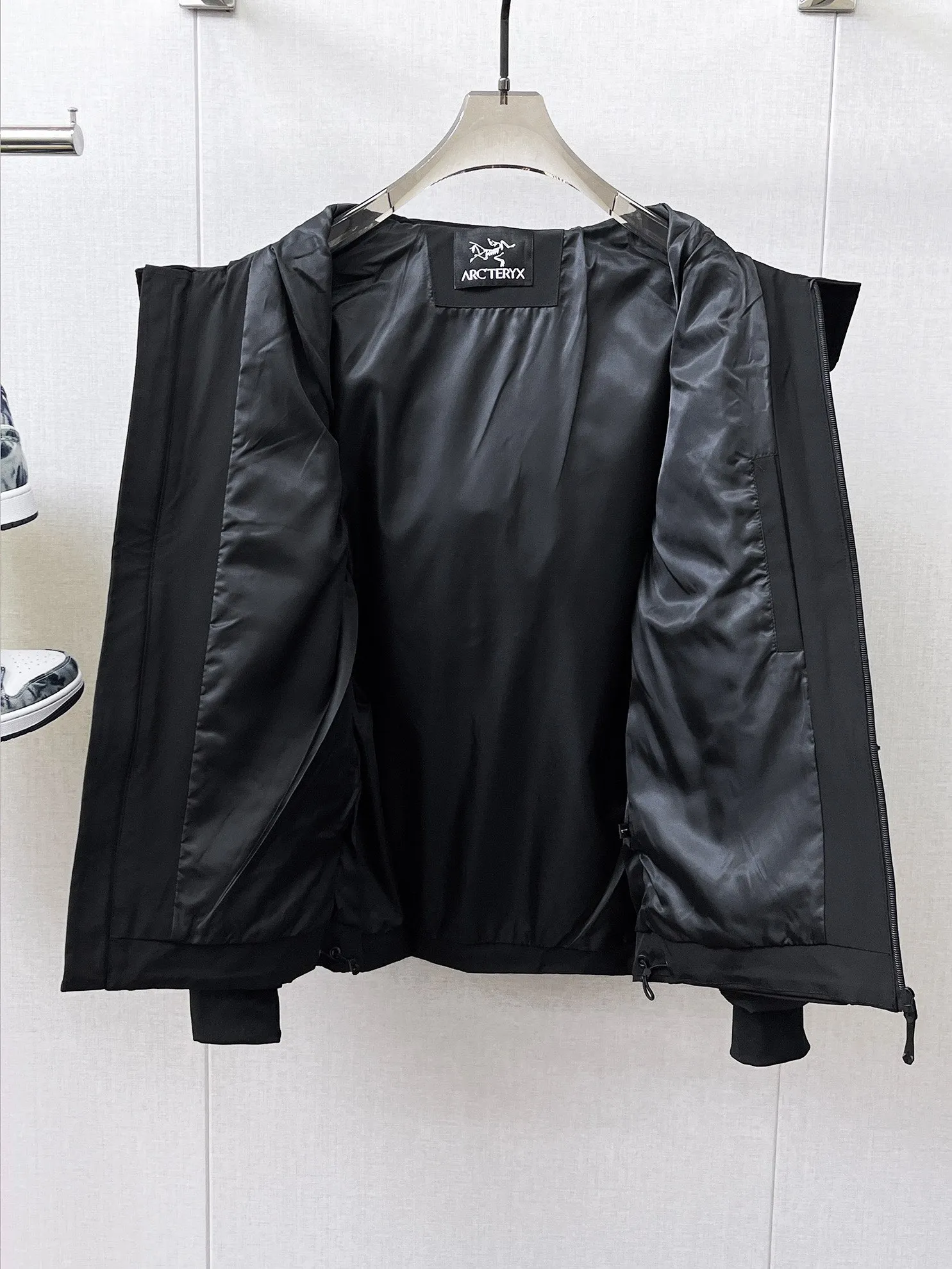 Same Style， ， 2026 New Arrival ， Original Premium Breathable ， ， ， Quality。 ， Sizes：M～3XL